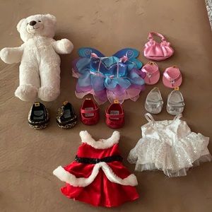 Build a Bear Set With Outfits